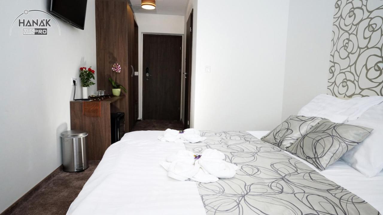 Hotel Irisz Nyíregyháza Exteriér fotografie