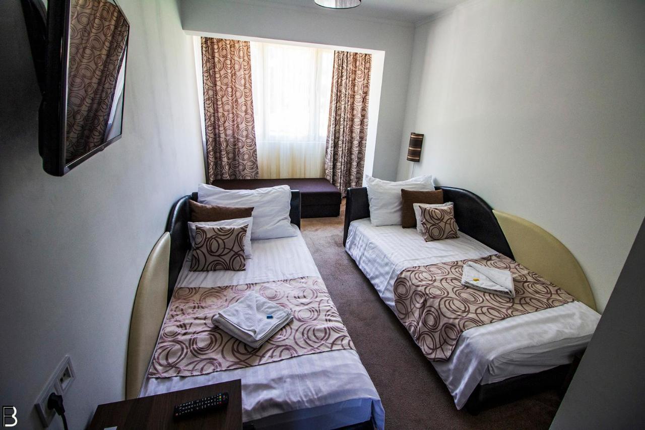 Hotel Irisz Nyíregyháza Exteriér fotografie